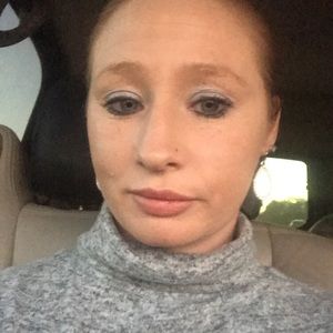 Meet your Posher, Tonia